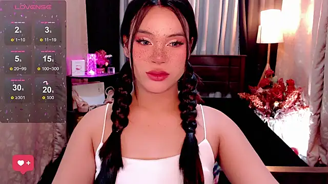 IamRaeganDolls69 online show from September 26, 12:03 am