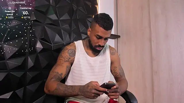 OstinDaniels online show from November 15, 10:37 pm