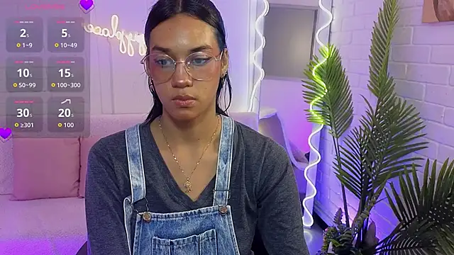 Snapshot of artemiss_tay chatting on September 17, 7:26 pm artemiss tay online show from September 17, 7:26 pm