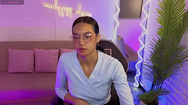 Snapshot of artemiss_tay chatting on September 23, 7:17 pm artemiss tay online show from September 23, 7:17 pm