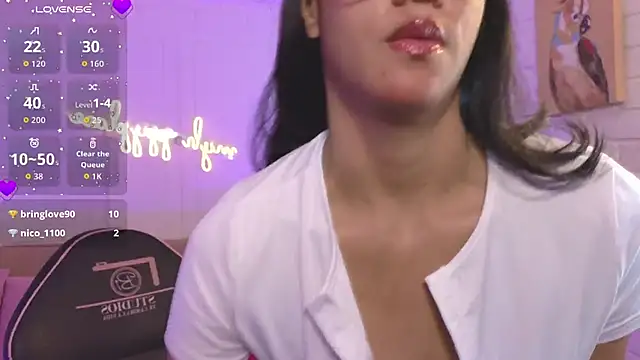 Snapshot of artemiss_tay chatting on September 26, 7:29 pm artemiss tay online show from September 26, 7:29 pm