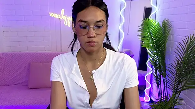 Snapshot of artemiss_tay chatting on September 29, 7:19 pm artemiss tay online show from September 29, 7:19 pm