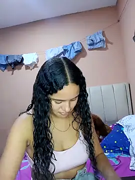 Snapshot of ValentinaMartel chatting on October 11, 9:57 pm ValentinaMartel online show from October 11, 9:57 pm