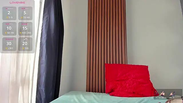 hannah lover online show from November 12, 7:24 pm