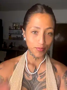 rih4nnna online show from December 16, 4:06 am