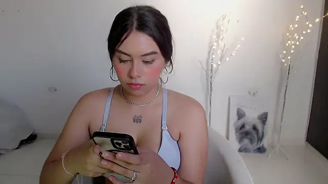 Darlyn big online show from October 4, 8:18 pm