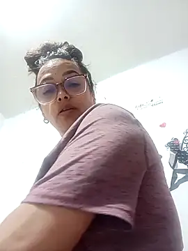 Lady 16 online show from September 20, 11:33 am