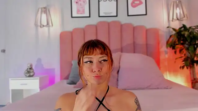 raven black  online show from October 3, 2:03 pm