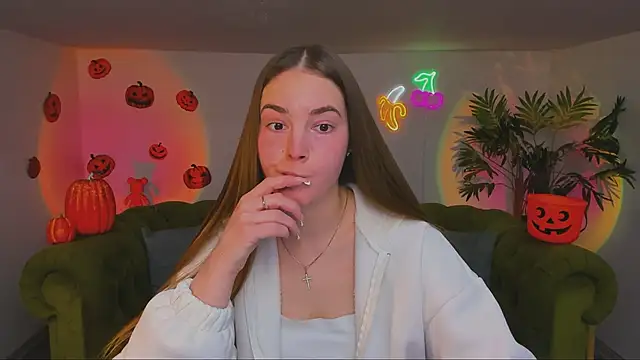 Snapshot of rad_rebel_ chatting on October 29, 1:13 pm rad rebel  online show from October 29, 1:13 pm