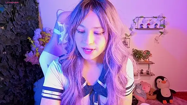 Eymmy 24 online show from March 6, 2:52 am