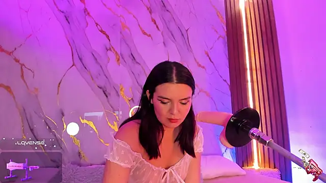 alicecute77 online show from October 28, 2:26 am