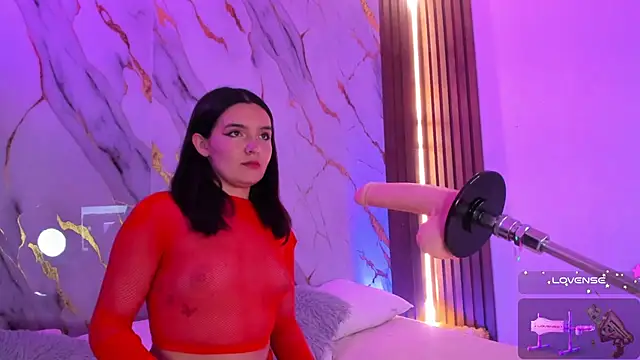 alicecute77 online show from November 6, 2:23 am