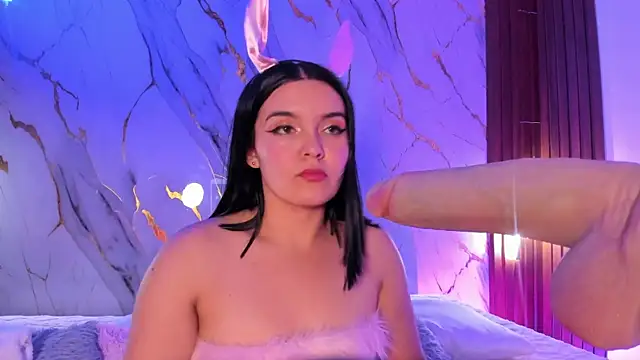 alicecute77 online show from July 10, 2:27 am