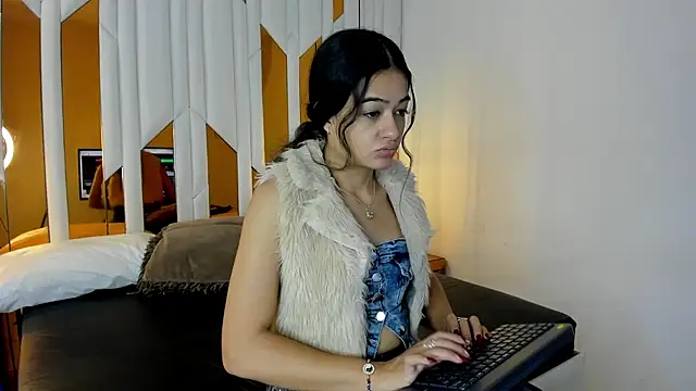 ValeriaPrado online show from December 14, 7:29 pm