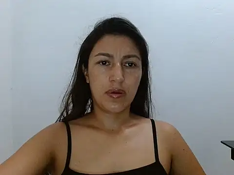 SarahFriendly online show from June 14, 1:57 pm