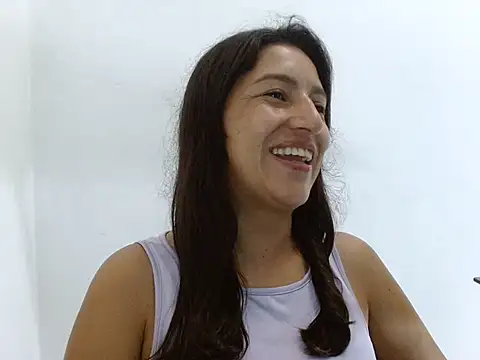 SarahFriendly online show from June 19, 3:00 am