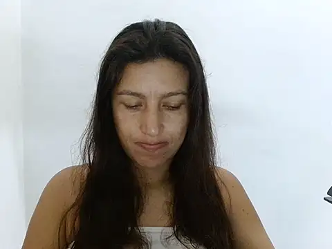 SarahFriendly online show from July 27, 11:39 am