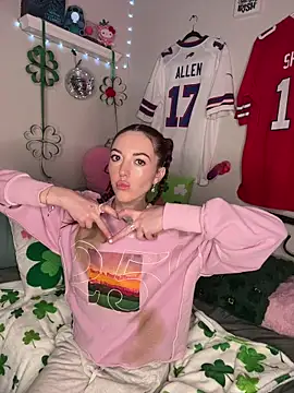 babygingerboo online show from March 15, 7:20 pm