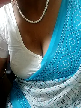 tami lavanya online show from September 22, 4:42 pm