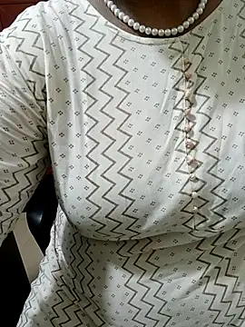 tami lavanya online show from October 10, 6:51 pm