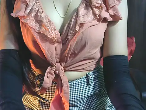 sheetal-sheetal95 online show from January 6, 6:11 pm