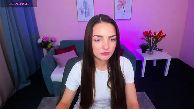 MyEllaLuvs online show from September 17, 8:21 pm