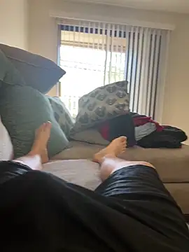 encinas15 online show from November 6, 8:54 pm