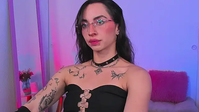 Aryane art  online show from October 11, 5:50 am