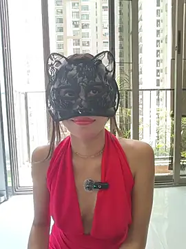 Snapshot of SinfulTemptation chatting on April 5, 7:16 am SinfulTemptation online show from April 5, 7:16 am
