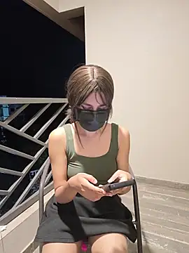 Snapshot of SinfulTemptation chatting on April 6, 6:42 pm SinfulTemptation online show from April 6, 6:42 pm