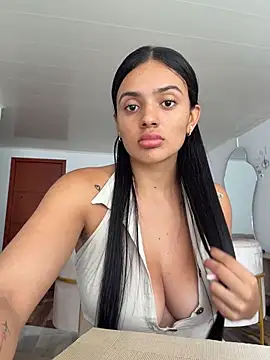 Snapshot of AnaaFaith_ chatting on March 29, 5:13 pm AnaaFaith online show from March 29, 5:13 pm