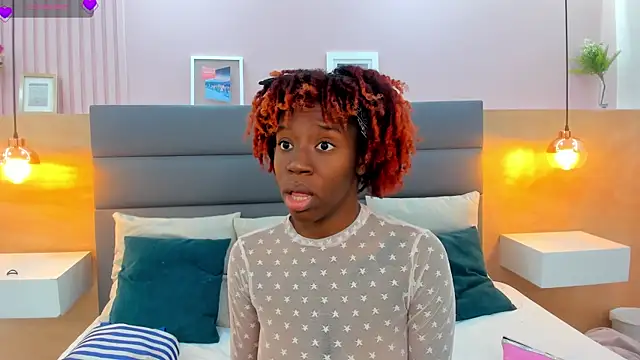  emma willliams  online show from October 1, 2:34 pm