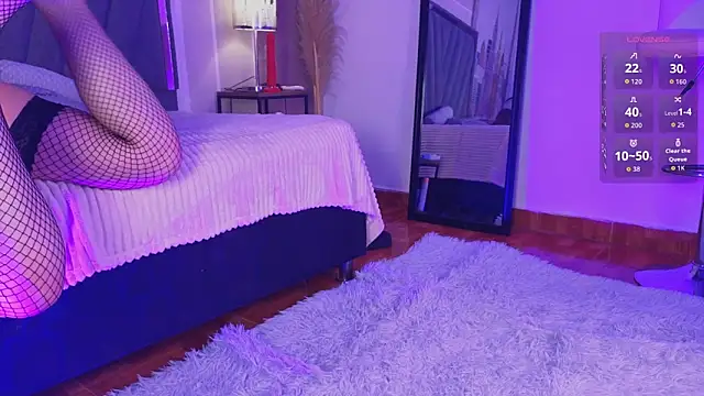 VelvetFox  online show from March 5, 7:54 pm