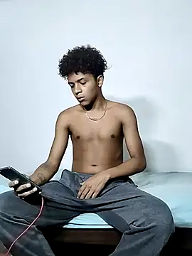 Manuel Mateus1 online show from November 25, 5:13 pm