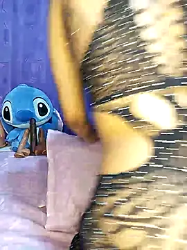 Snapshot of alaia-mistery chatting on November 14, 3:49 am alaia-mistery online show from November 14, 3:49 am