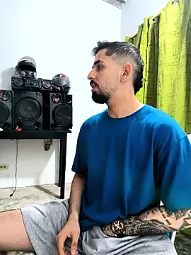 giannis090 online show from October 22, 3:51 am