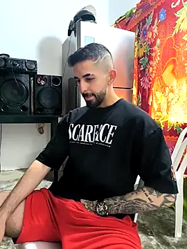 giannis090 online show from November 3, 7:15 pm