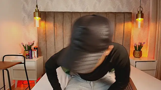 Jacob 606 online show from September 23, 7:50 pm