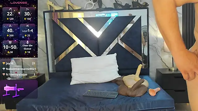 VanessaHard as online show from December 21, 7:59 am