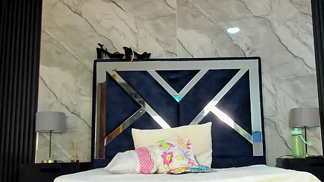 VanessaHard as online show from February 7, 7:39 pm