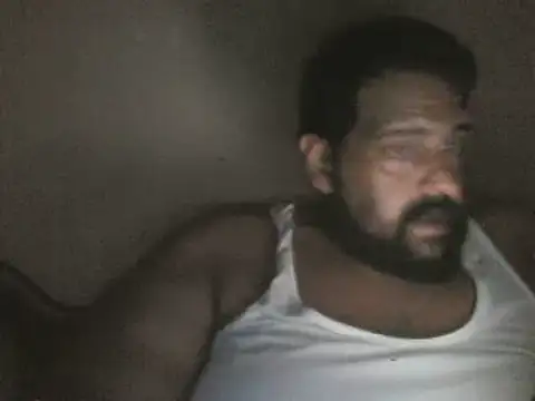 elpoop7305 online show from July 6, 4:42 pm