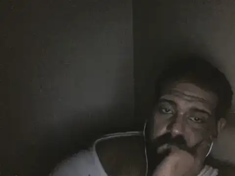elpoop7305 online show from July 25, 11:13 pm