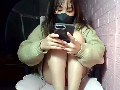 Snapshot of Seri202 chatting on December 14, 1:05 pm Seri202 online show from December 14, 1:05 pm