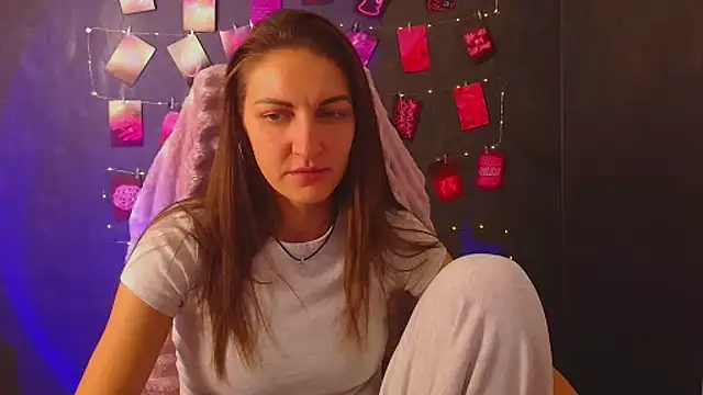 Aurora Loveu online show from October 19, 9:48 pm