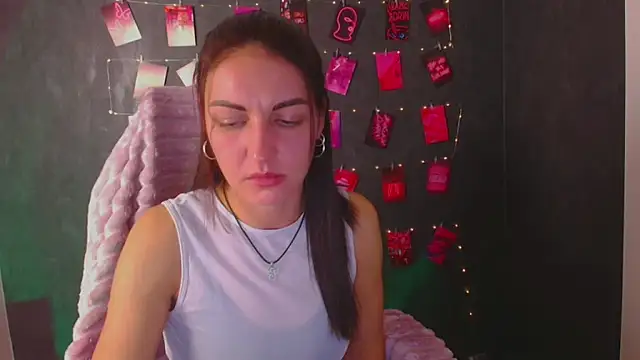 Aurora Loveu online show from November 14, 9:46 pm