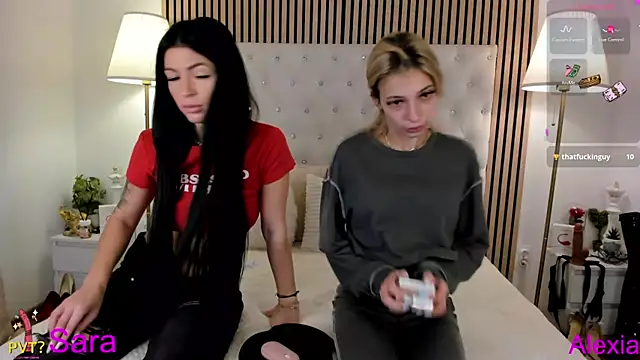 Snapshot of AlexiaLush chatting on October 14, 6:14 am AlexiaLush online show from October 14, 6:14 am