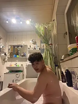 Kingpowerlittel online show from February 16, 6:04 pm