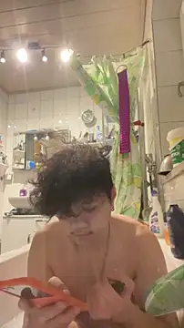 Kingpowerlittel online show from March 23, 8:24 pm