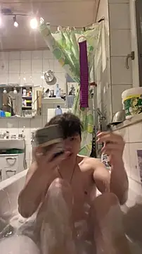 Kingpowerlittel online show from March 31, 7:25 pm