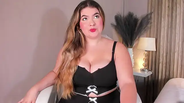 Snapshot of MiaVixen_ chatting on September 13, 4:34 am MiaVixen online show from September 13, 4:34 am